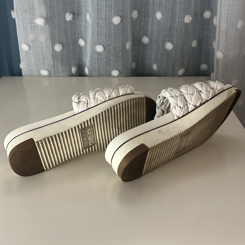 White Sam Edelman Slides - Picture 3 of 3